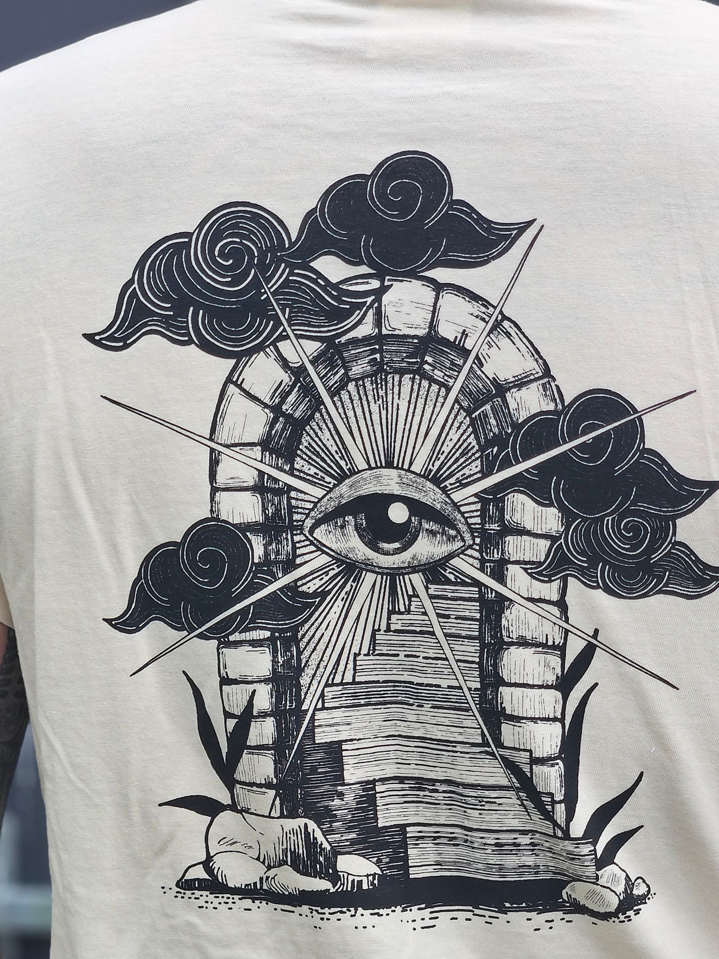 CREAM TEE POWERFULL CREATOR