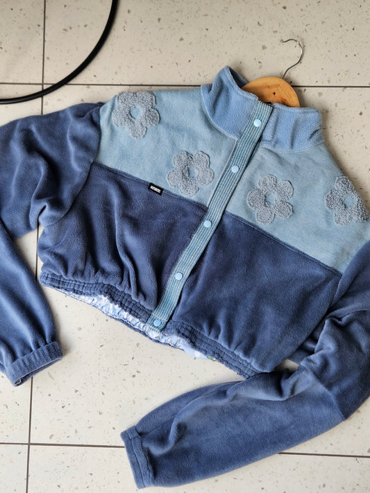 POLAR CROP TOP FOLKJEANS