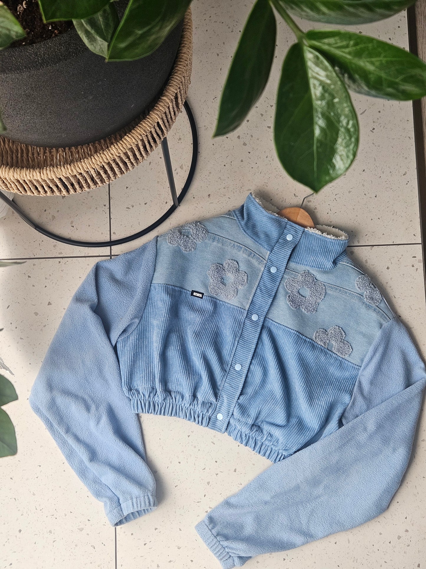 POLAR CROP TOP FOLK 2