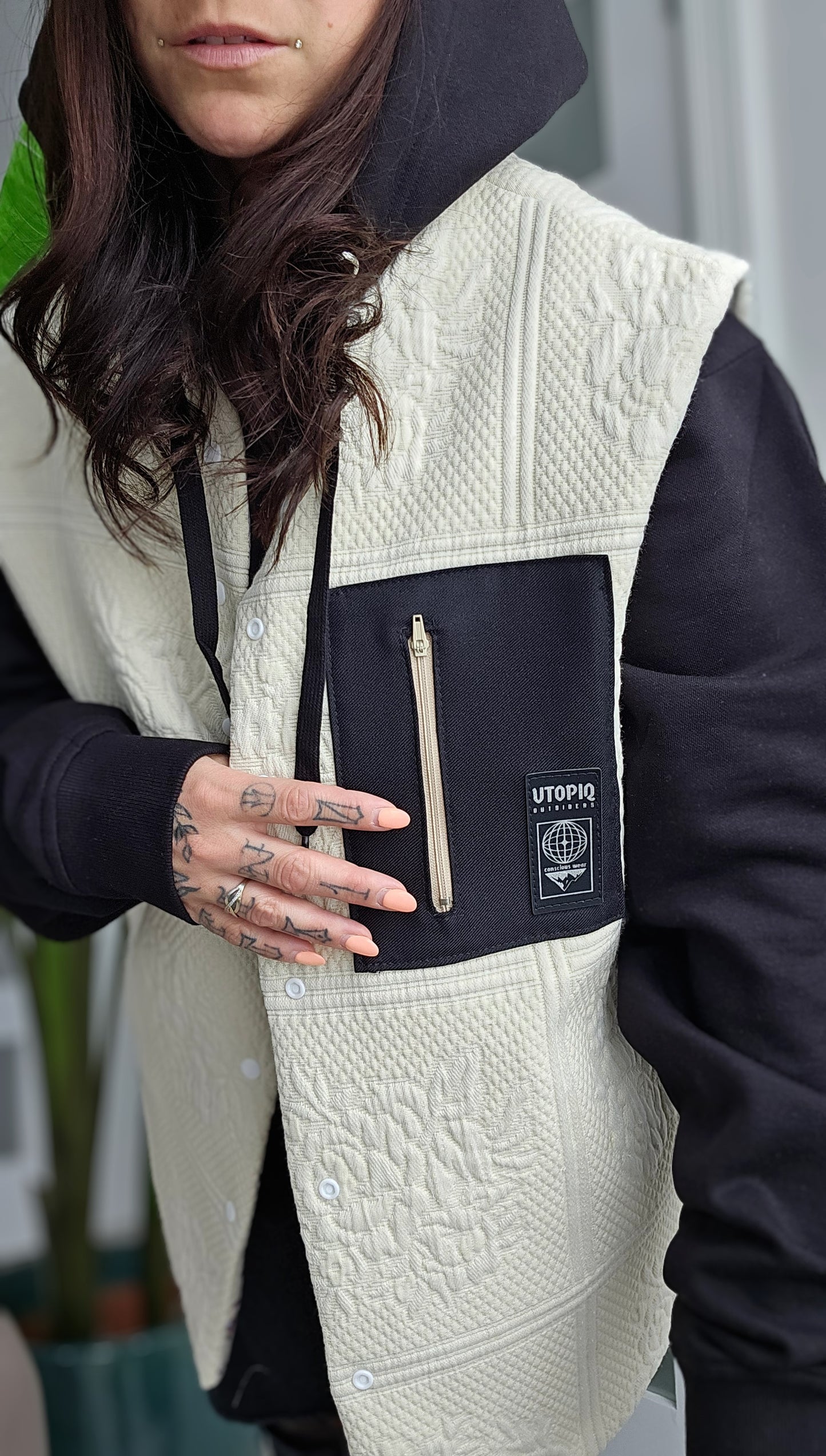 VESTE SANS MANCHE VANILLE